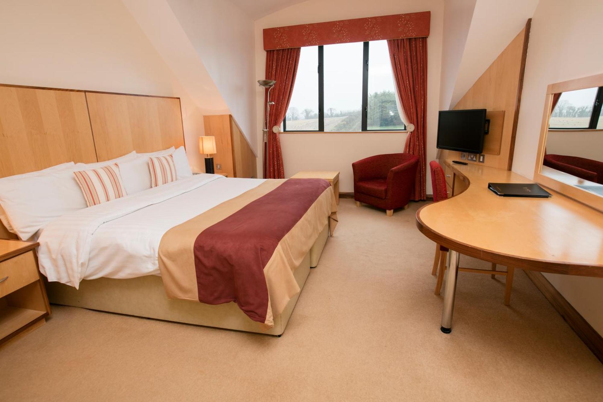 La Mon Hotel & Country Club Castlereagh Екстер'єр фото